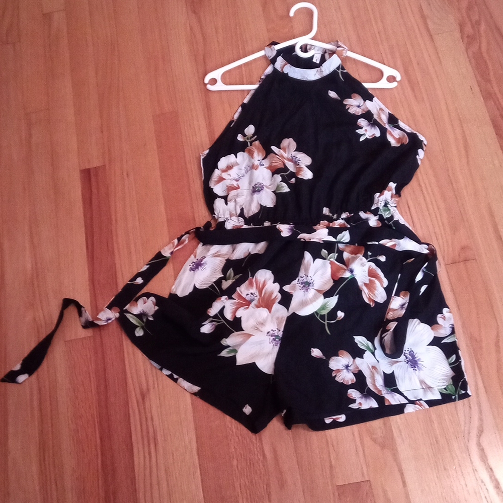 Lady's rompers - Picture 4 of 4